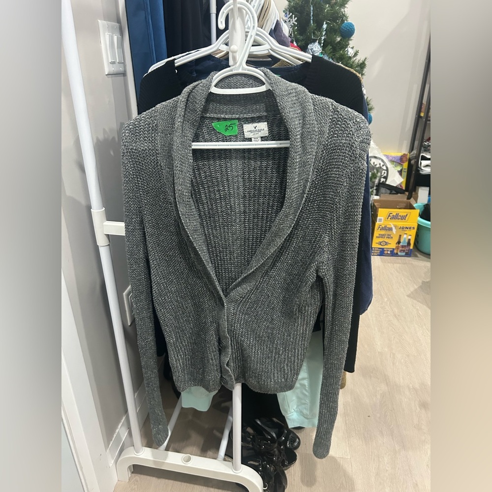 American Eagle Gray Women's Cardigan size medium